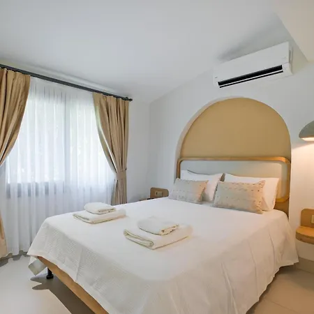 Lilia Homes *