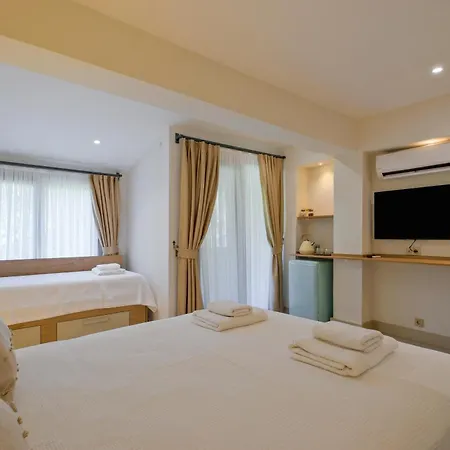 Lilia Homes